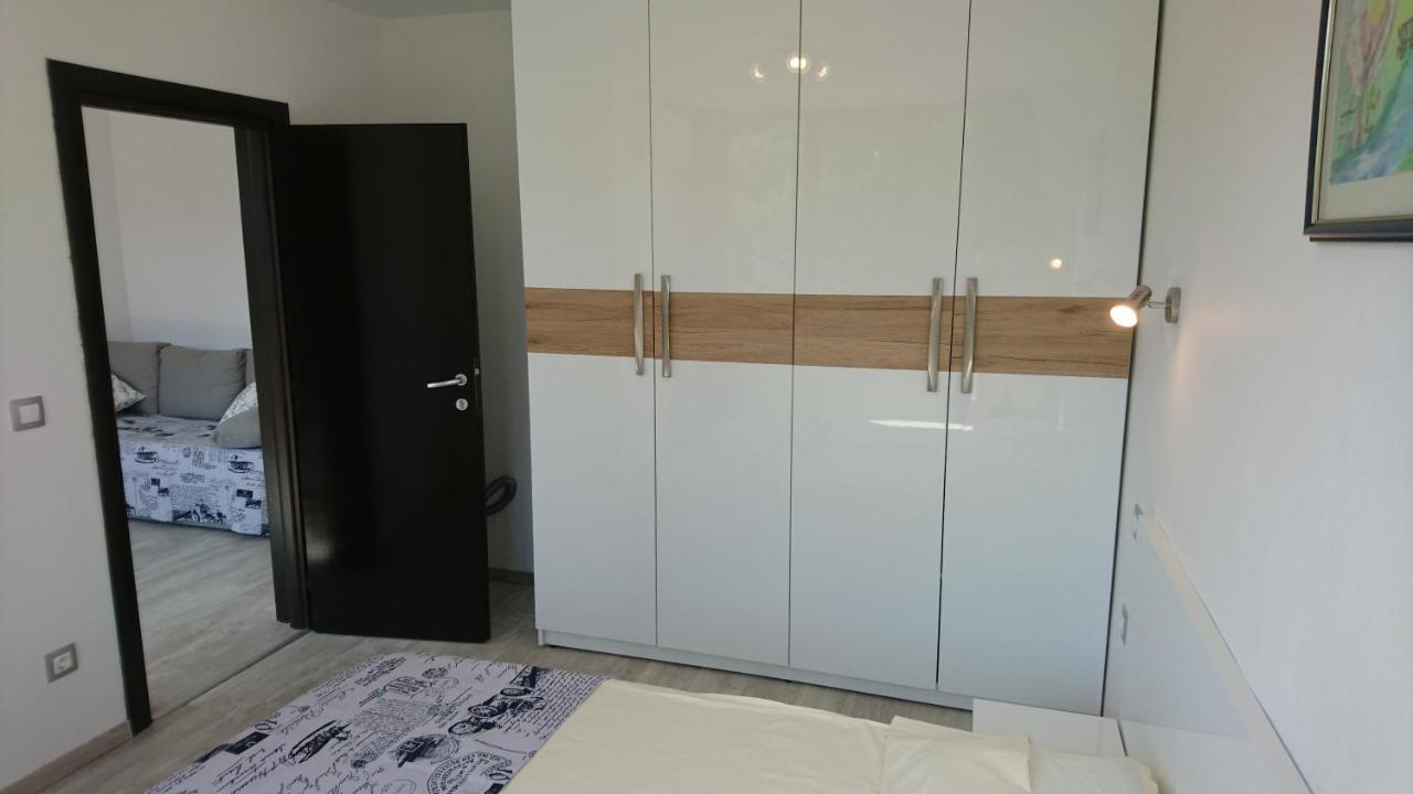 Park Apartments & Rooms Popovi Sandanski Exterior photo