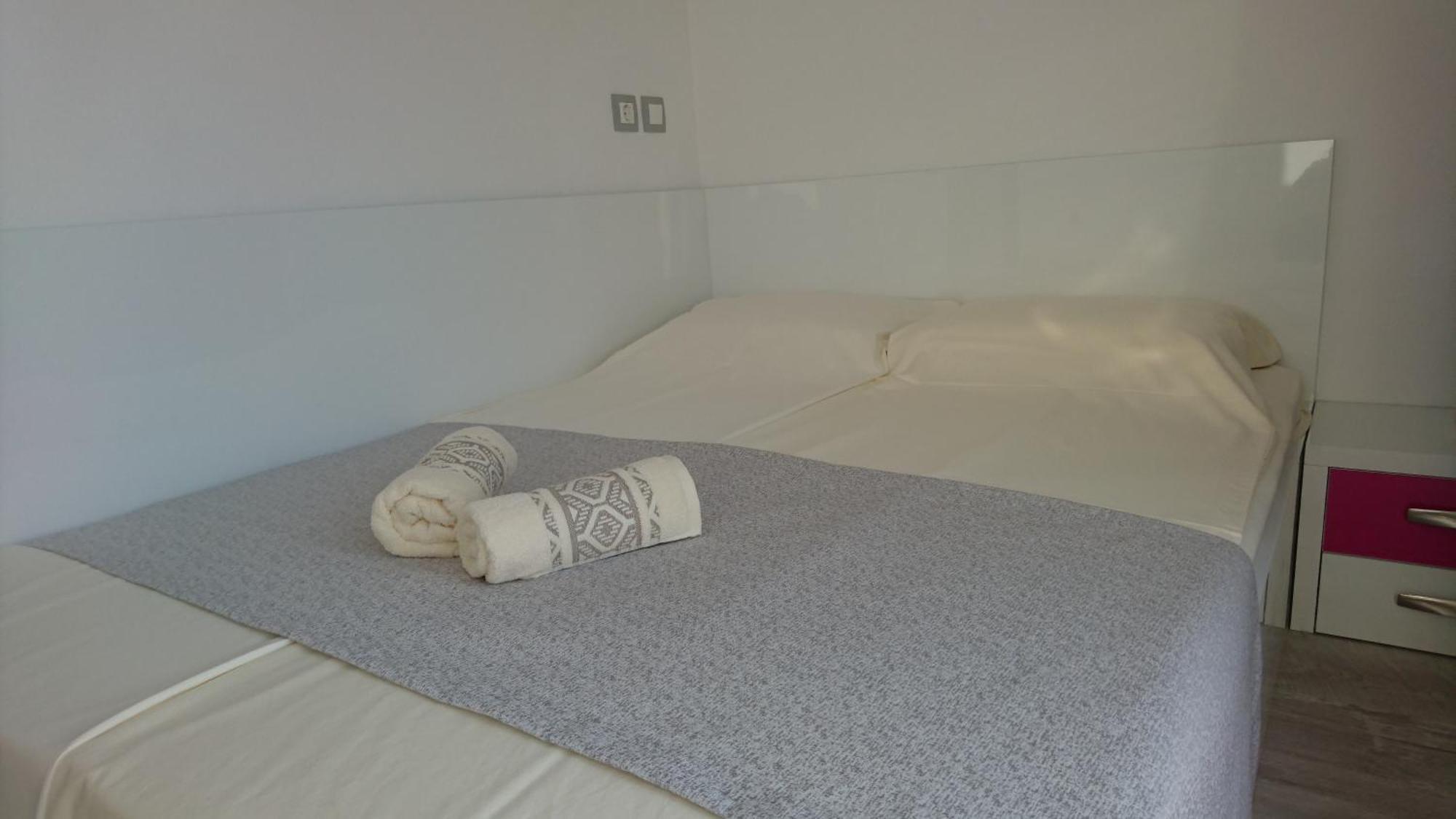 Park Apartments & Rooms Popovi Sandanski Room photo